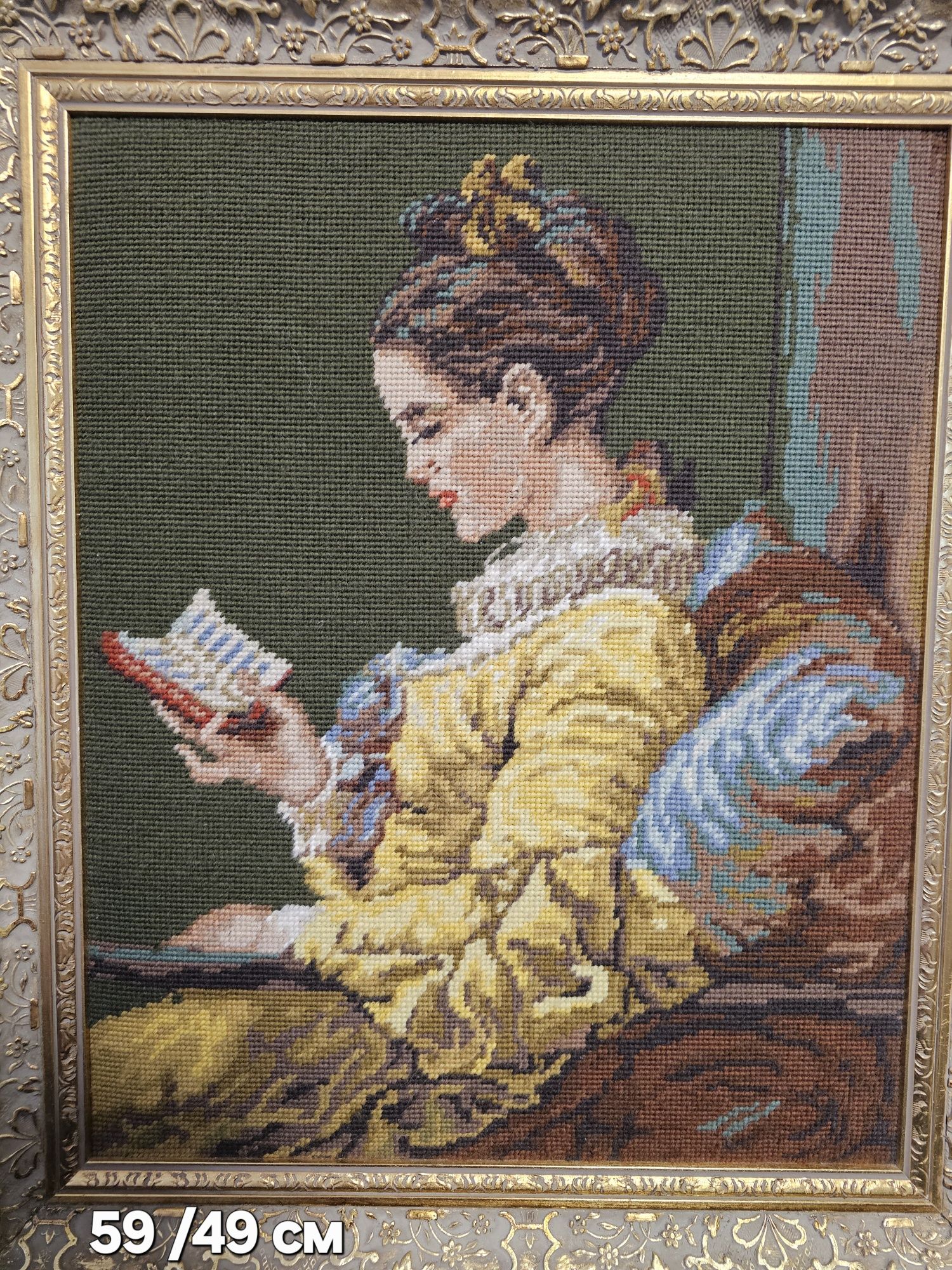 Старинен гоблен с рамка Момичето с книгата 59/49
