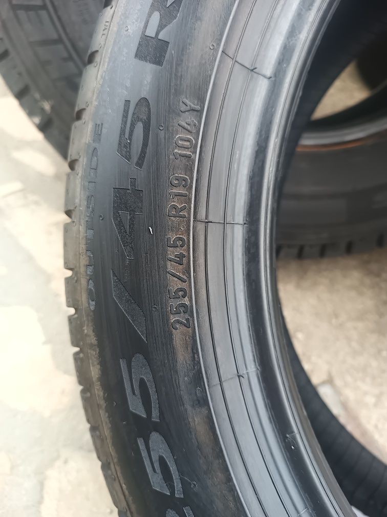 255)45/19 - Pirelli Cinturato P7
