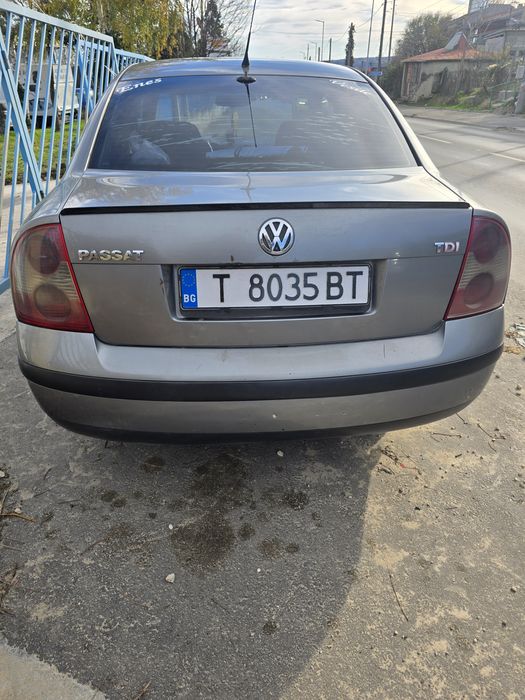Продавам PASAT B5.5 1.9 131кс