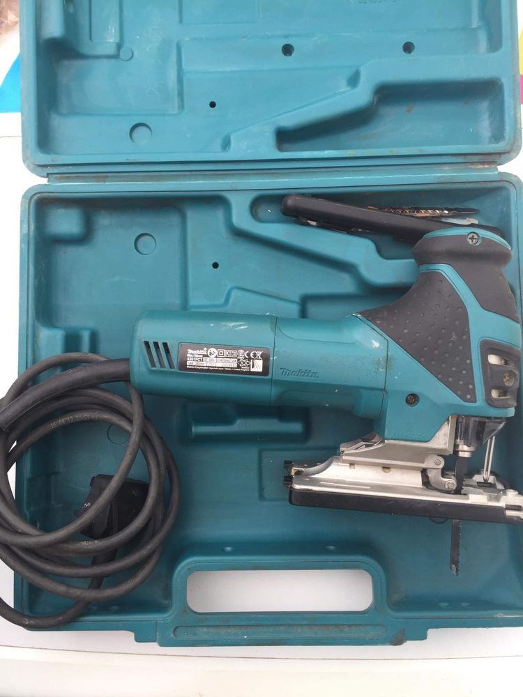 Makita 4351 SFT/зеге/220-240V/720W/с куфар