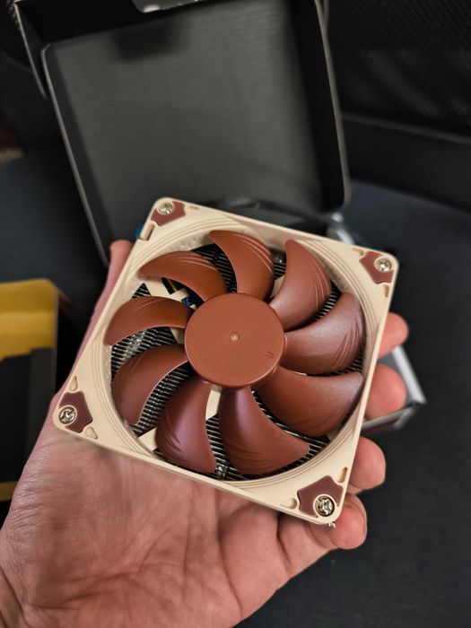 Cooler Noctua L9i 17xx + funduct