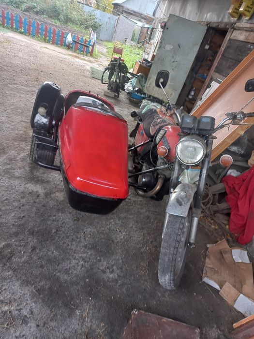 Продам мотоцикл с запчастями