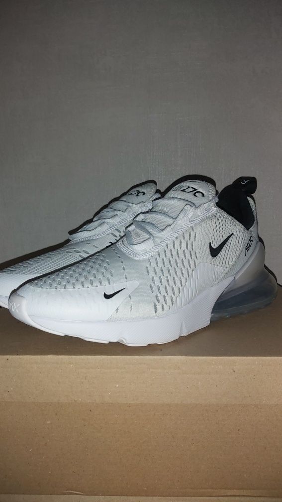 Nike Air Max 270 - Номер 42