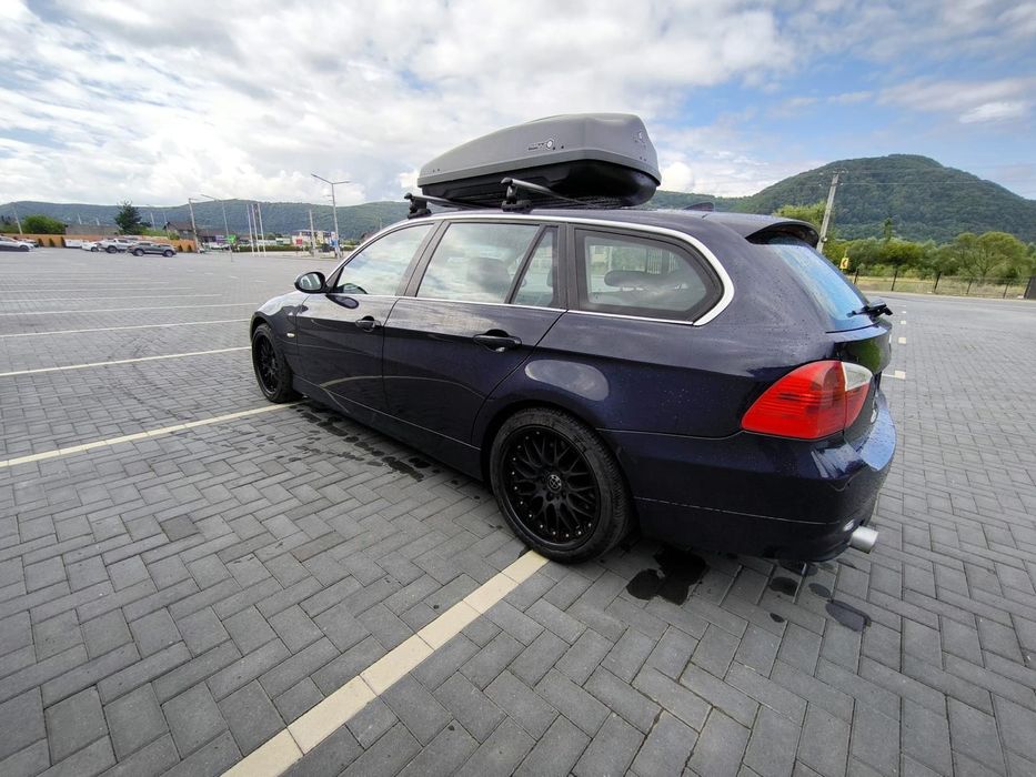 BMW 335xi 512 cai putere