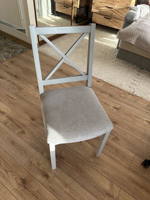 Продам стол и стулья