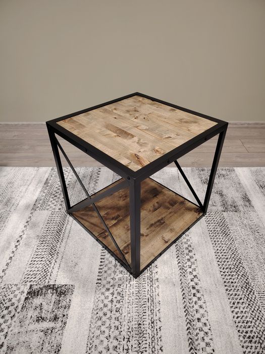 CUBE 50х50 маса в индустриален стил