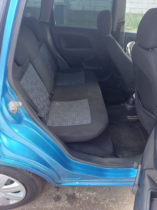 Vand urgent ford focus 1.4 16V preț 500€ negociabil