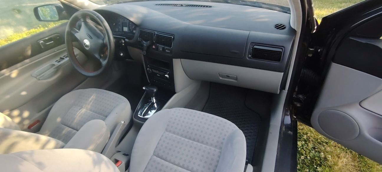 Golf 4 ,1.6 gpl, automat,pentru dezmembrat