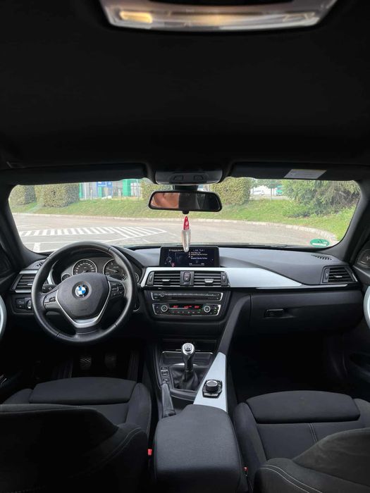 BMW F31 318D Model Sport