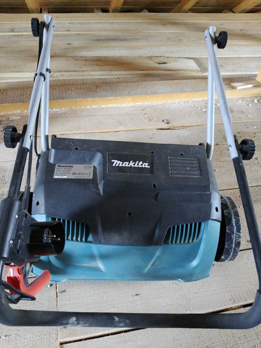 vand scarificator makita uv3200 (DEFECT)
