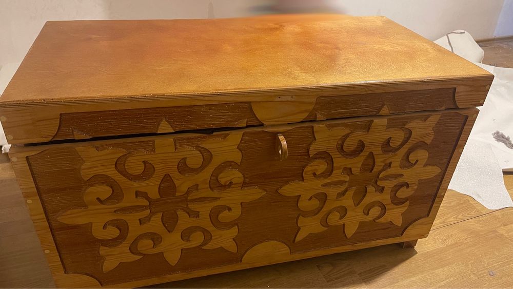 Продам сундук деревянный