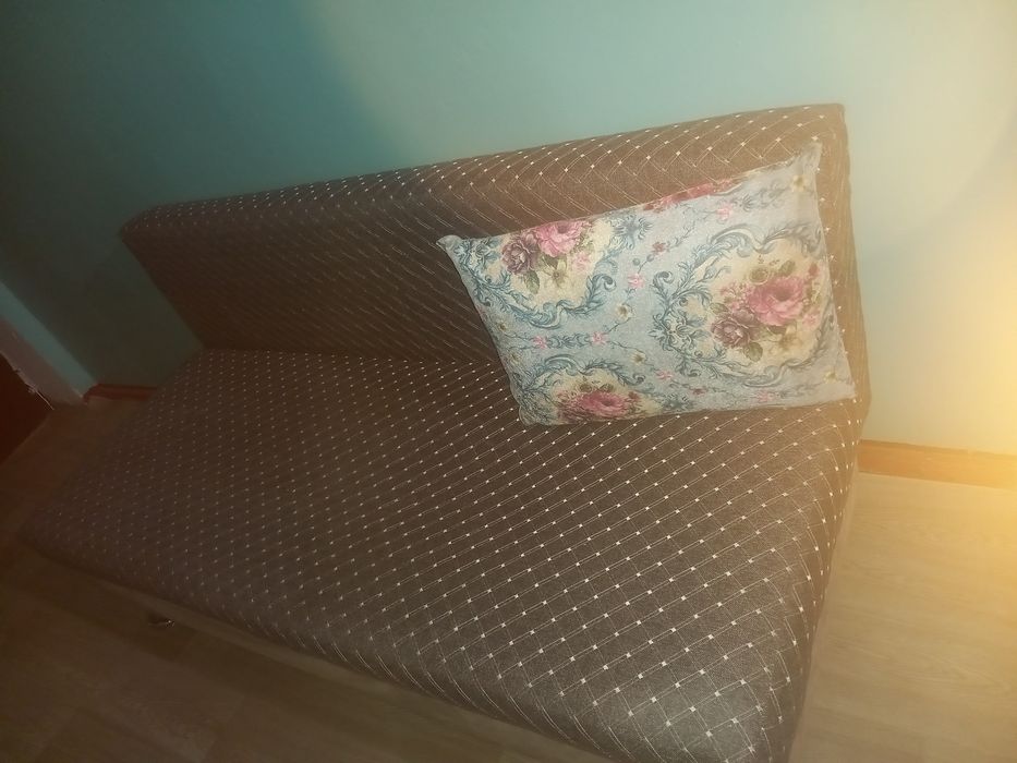 диван тахта срочно!