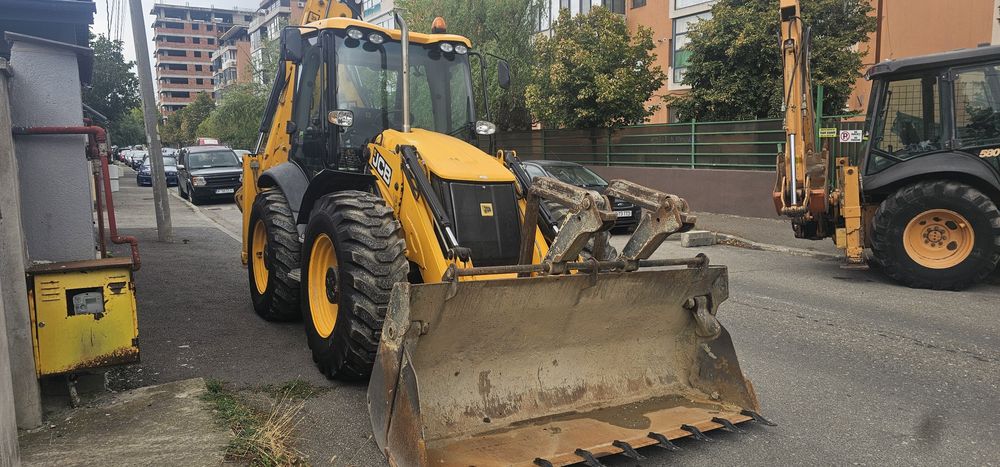 Buldo JCB 4CX 2014