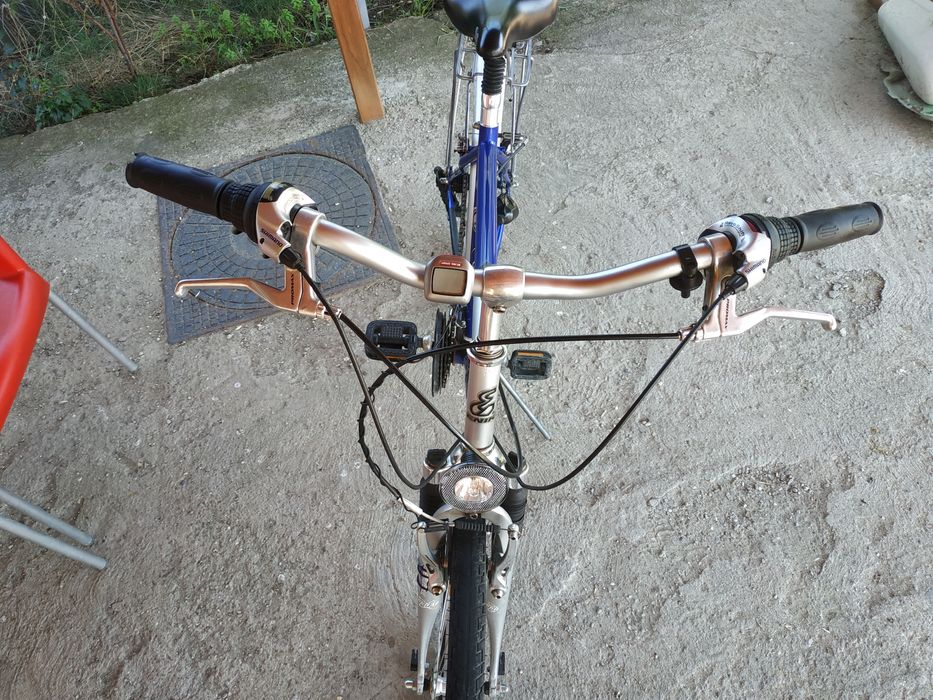 Vând bicicleta in stare foarte bună, roți pe 28", Revizie recentă