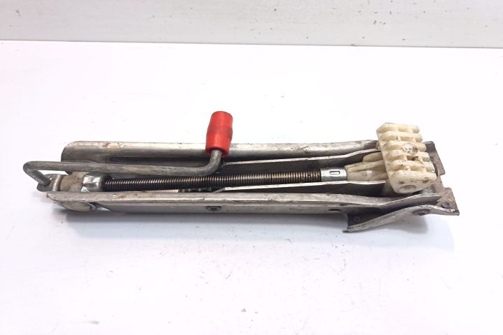 Cric Mercedes-Benz C-Class W203