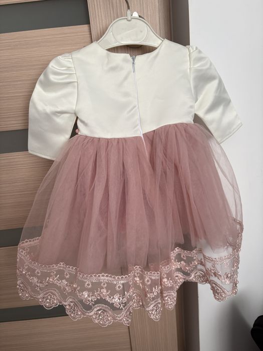 Rochita eleganta botez - rochie bebe fetita alb cu roz  - 3-6 luni
