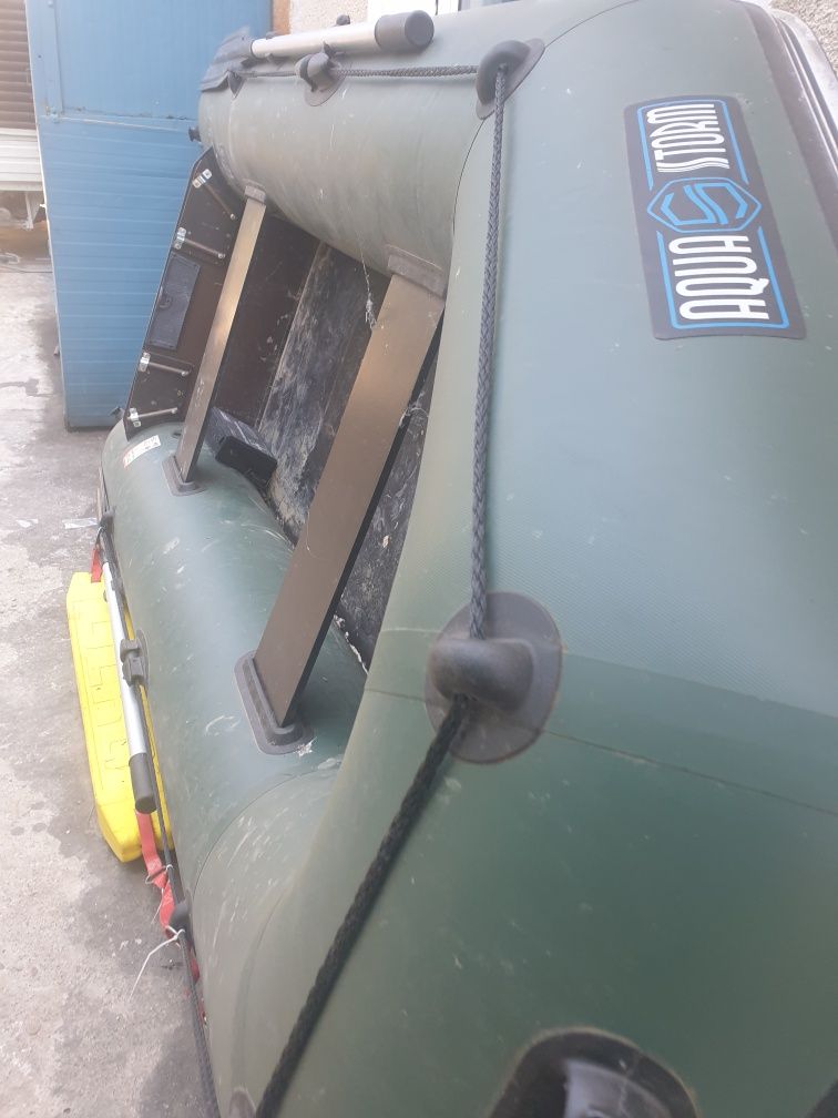 Vind barca pneumatica cu motor Suzuki 6 cp