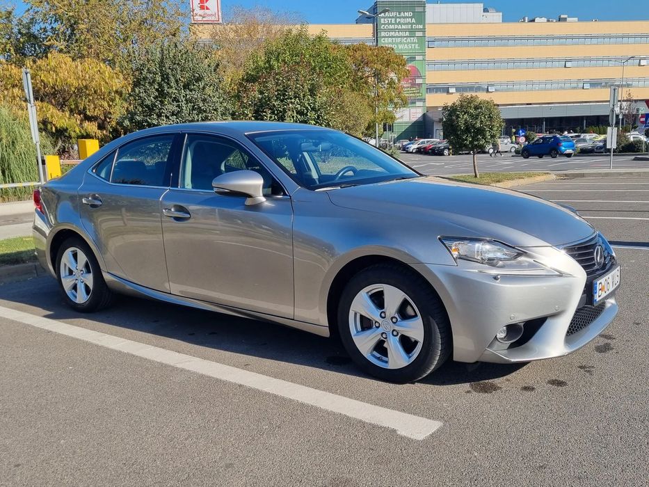 Lexus Seria IS stare perfecta functionare si estetic