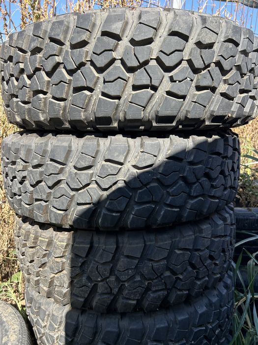 255 75 17 Goodrich  at Noi