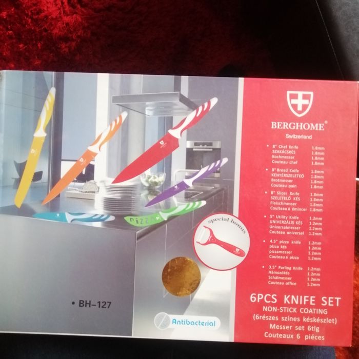 Set cuțite BERGHOME. NOU.