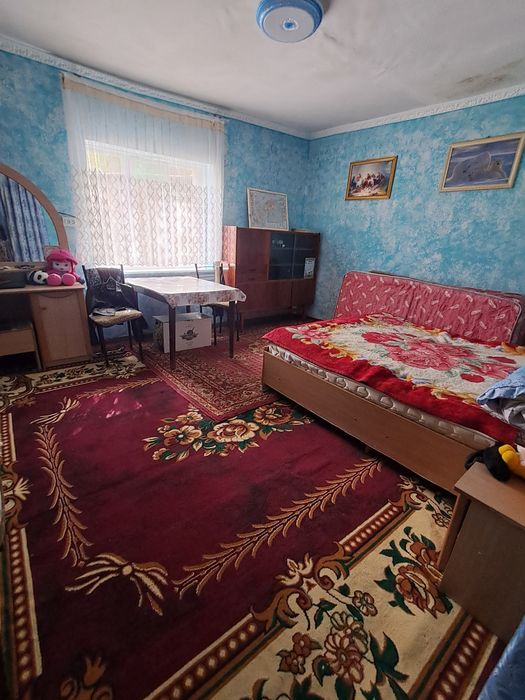 Продаётся дом. Оринтир "Бирлик" Махалля .