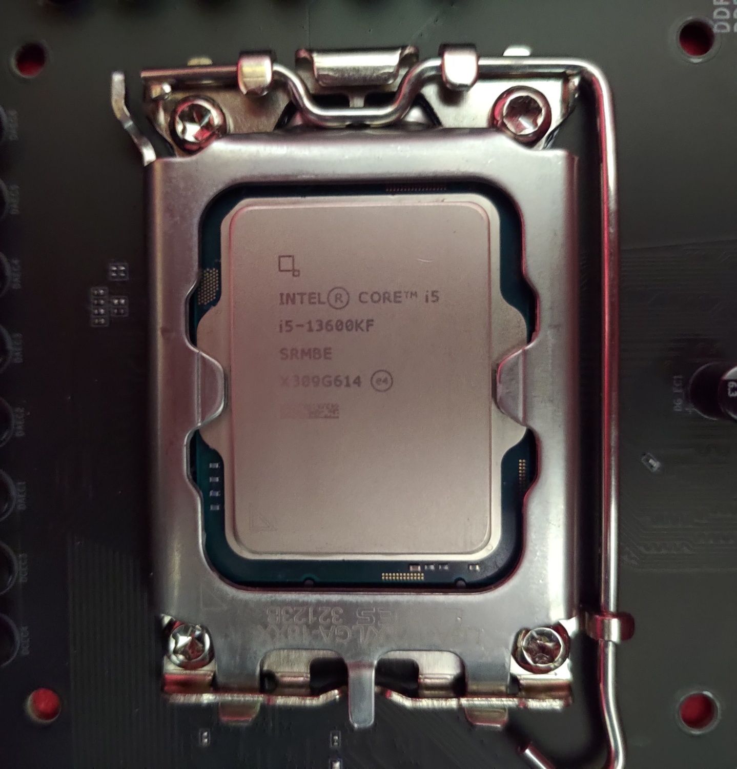 14-ядрен Core i5-13600KF и Gigabyte Z790 Gaming с WiFI /опции RAM NVMe
