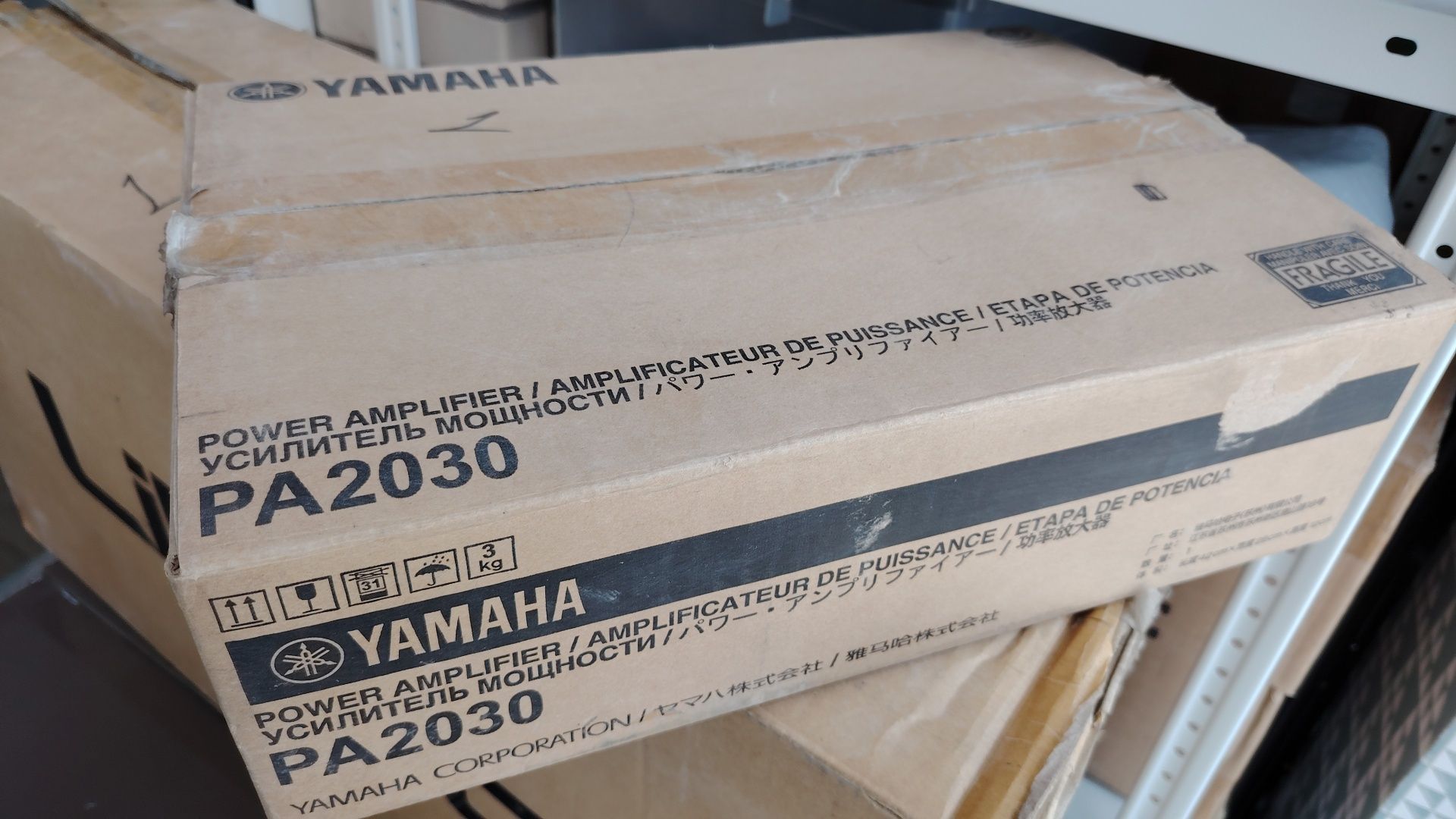 Усилитель звука Yamaha
