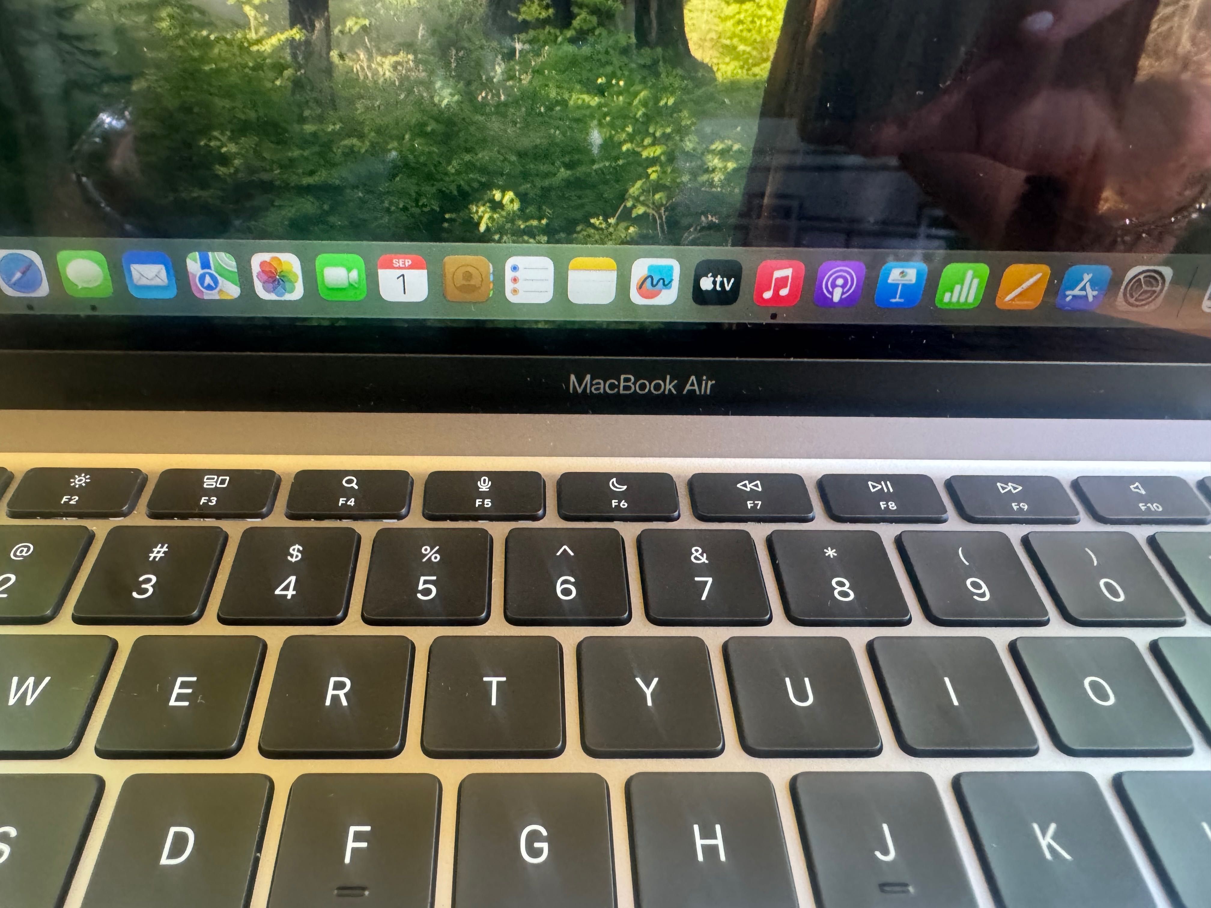 13-inch MacBook Air with Apple M1 chip
