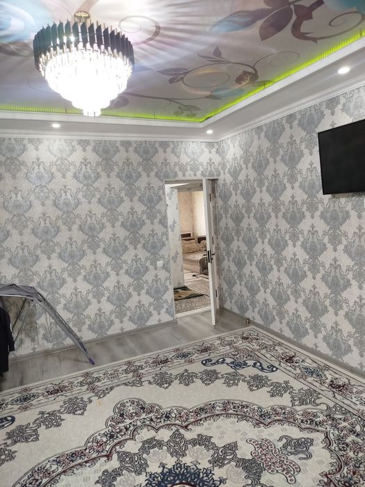 Салом алайкум квартира сотилади Лицунова турон банк устида 5етаж 67 кв