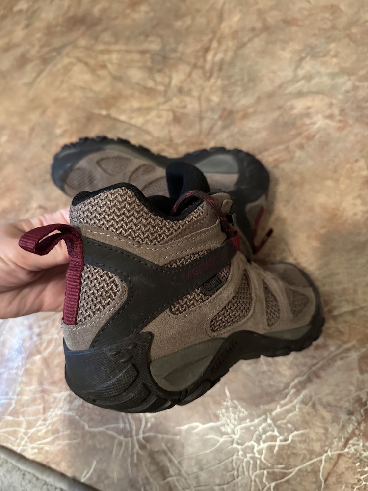 Хайкинг ботинки Merrell