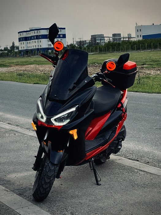 Maxi мопед/скутер