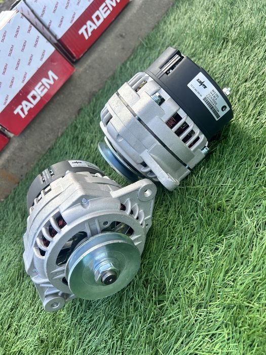 Генератор Новый Ваз 2107  Нива 21214 Инжектор