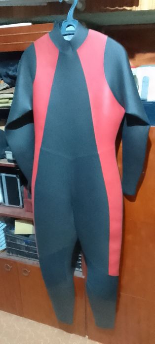 Гидрокостюм для дайвинга