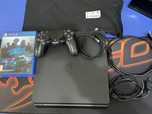 Продавам PlayStation4 Slim 1TB + 1 джойстик + 4 игри