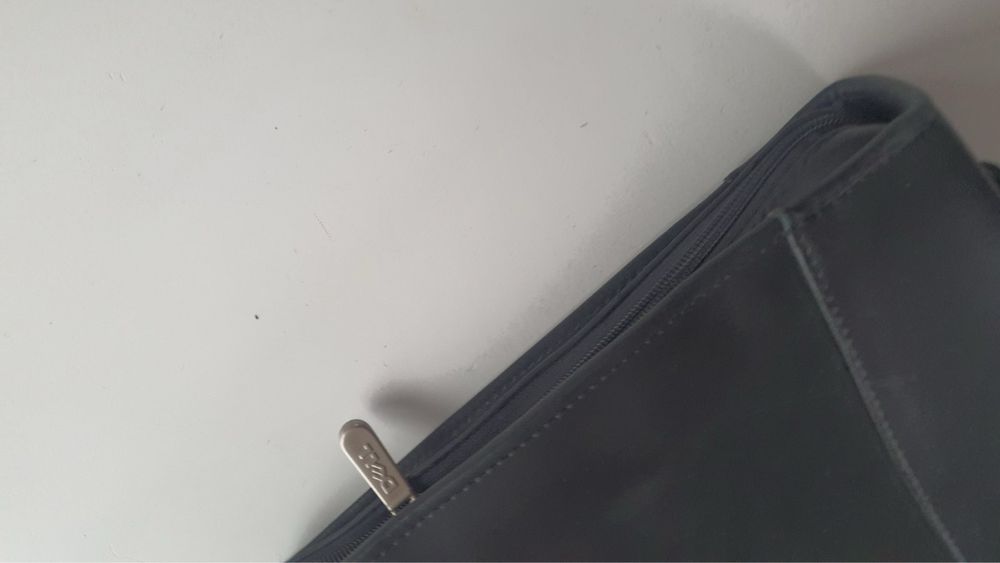 Оригинална кожена чанта на Dell за лаптоп