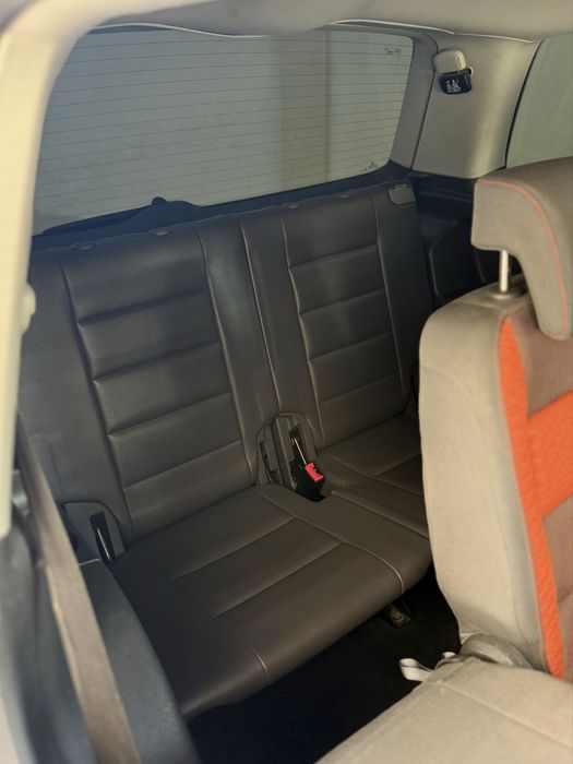 Vw Touran Cross / 1.9 / 2010 / Dsg / Full / 7 locuri