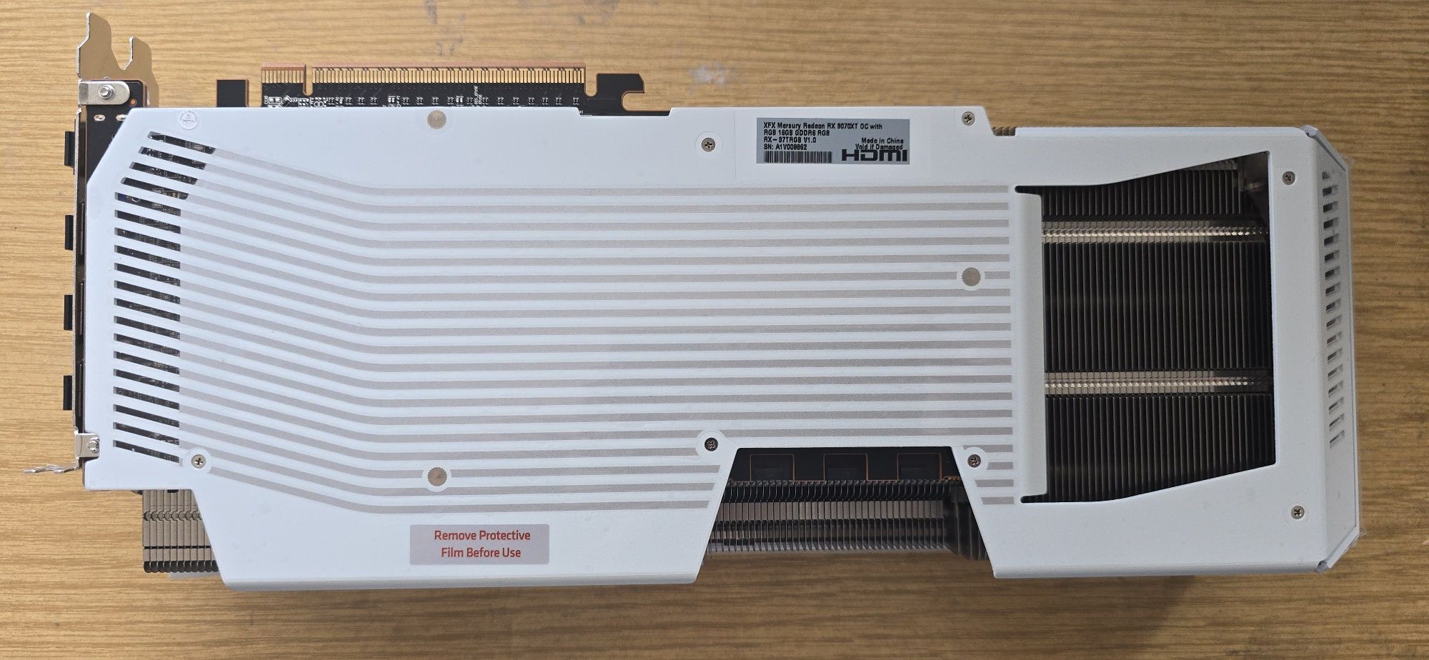 Видео карта AMD XFX Mercury RX 9070 XT White RGB, 16GB GDDR6, като нов
