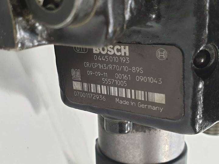 Pompa injectie Opel Astra J 2.0 cdti cod 0445010193