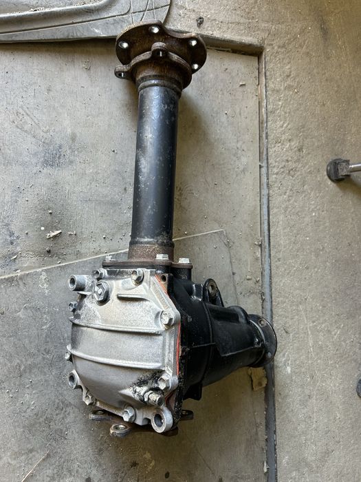 Редуктор передний Toyota Grand Hiace Regius Granvia