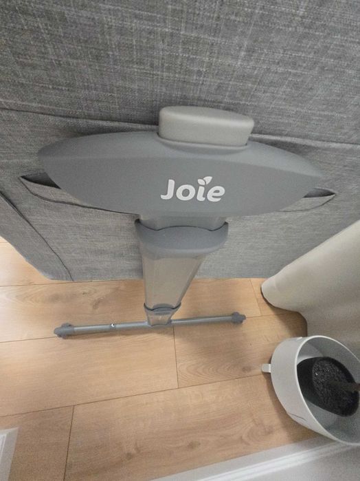 Joie roomie glide next to me