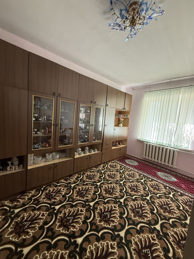 Uy sotiladi shahar markazidan Smart maktab yonidan