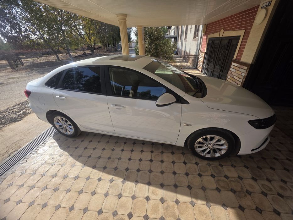 Продажа машины Chevrolet monza