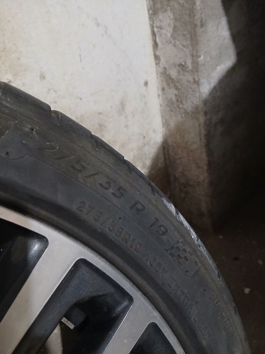 Vând ,schimb,roti ,jante  cu cauciucuri rouflot BMW r19