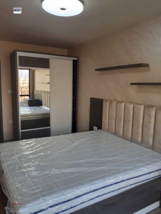 Продава се Двустаен апартамент в Пловдив, Младежки Хълм - 70 кв.м за 1785 €/кв.м - Снимка #2