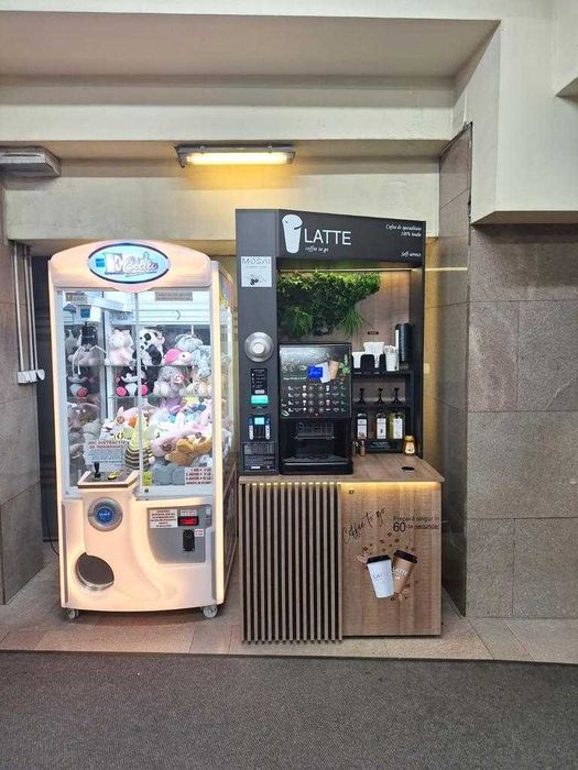 Vendomate cafea tip Saeco Phedra
