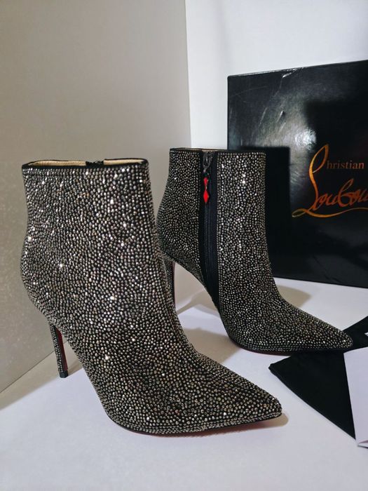 Налични боти Christian Louboutin