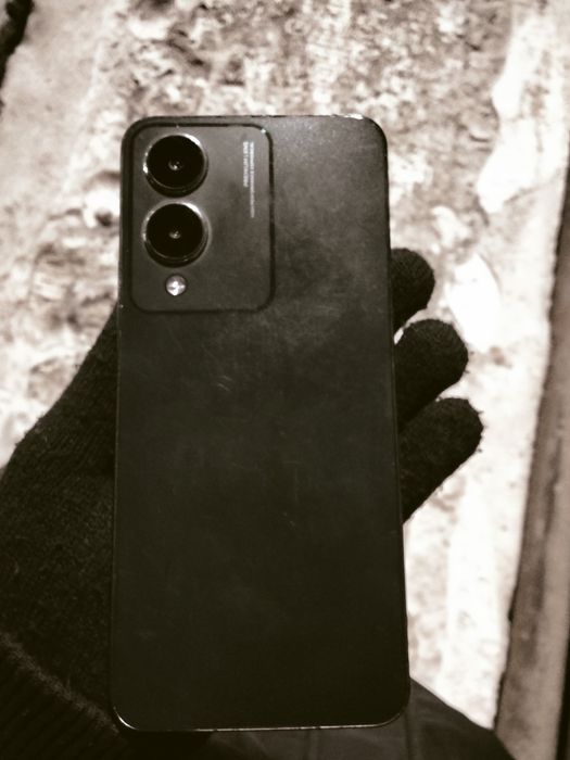 Продам VIVO Y17S