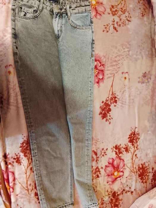 Отдам джинсы женские