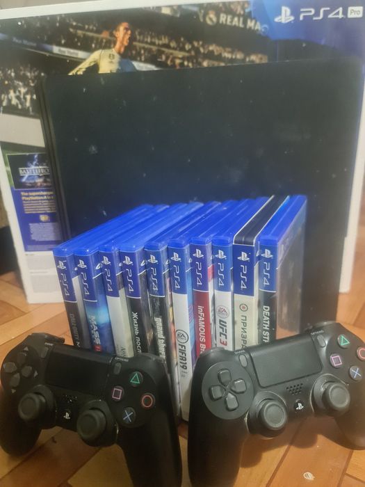 Play Station 4 pro 1tb