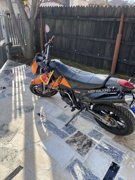 KTM Duke 2 - A2 in acte